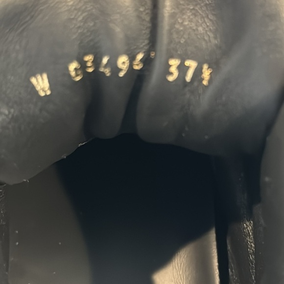 Chanel Women’s Brown Suede Sneakers with Logo Velcro Strap Size 37.5 / 7.5 - Picture 6 of 7